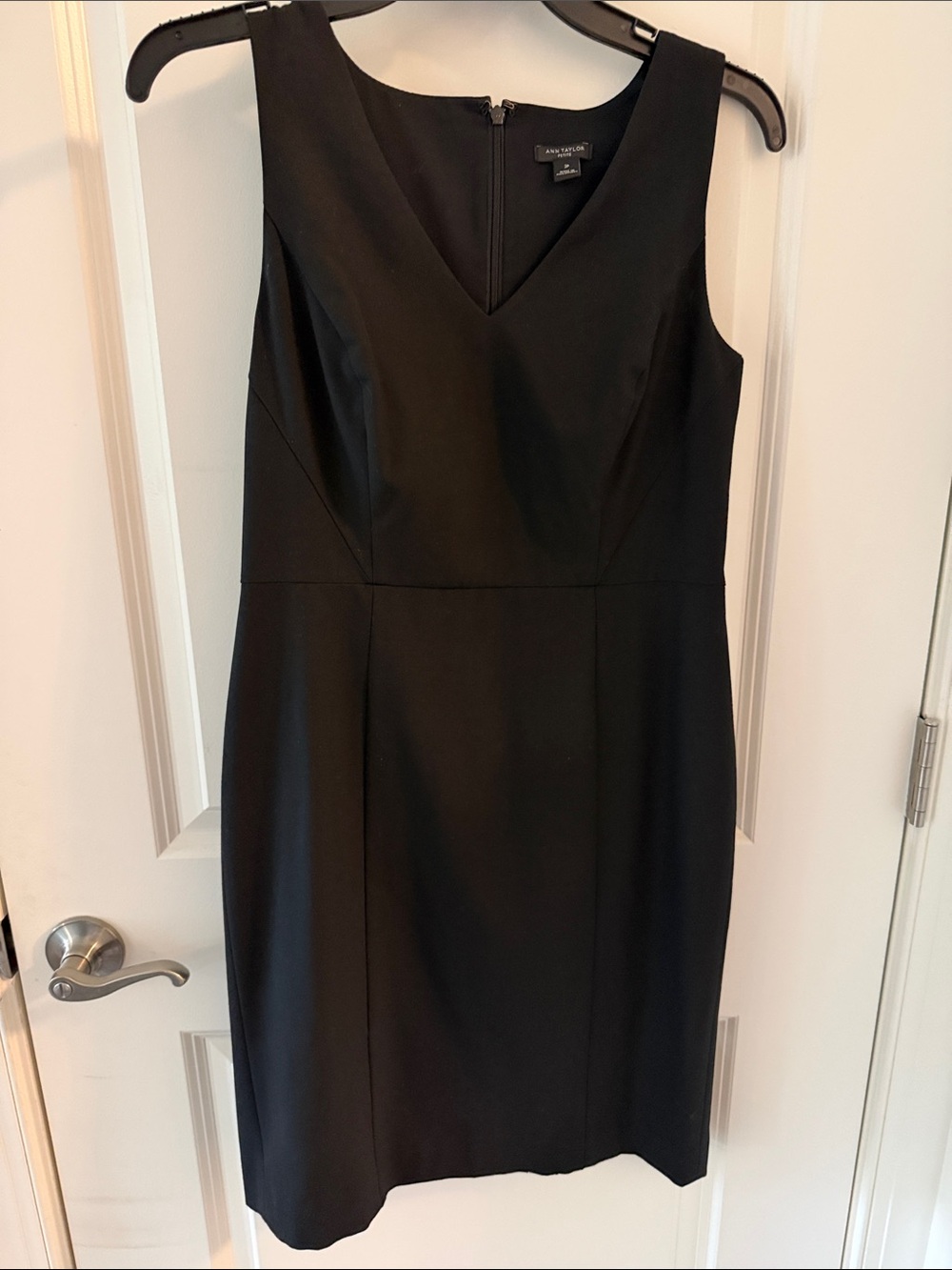 Ann Taylor Black Sleeveless V-Neck Midi Sheath Dress